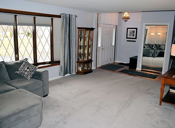 5th image of 13643 Meath Cir