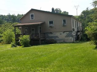 302 Marsh Run Rd, New Cumberland, PA 17070