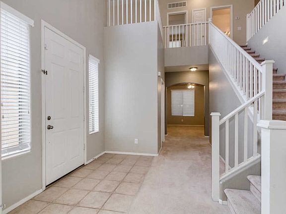 3rd image of 43298 W Lindgren Dr