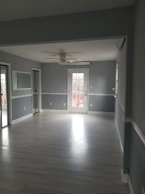 4 bed, 2.5 bath, 2054 sqft, $2,500 — Photo 3