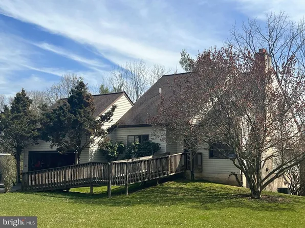 112 Larson Dr, Downingtown, PA 19335