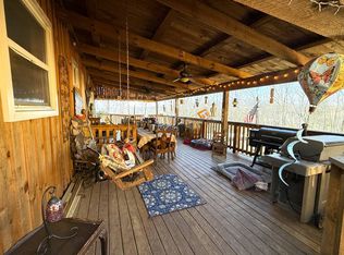 180 N Grand Dr, Cosby, TN 37722