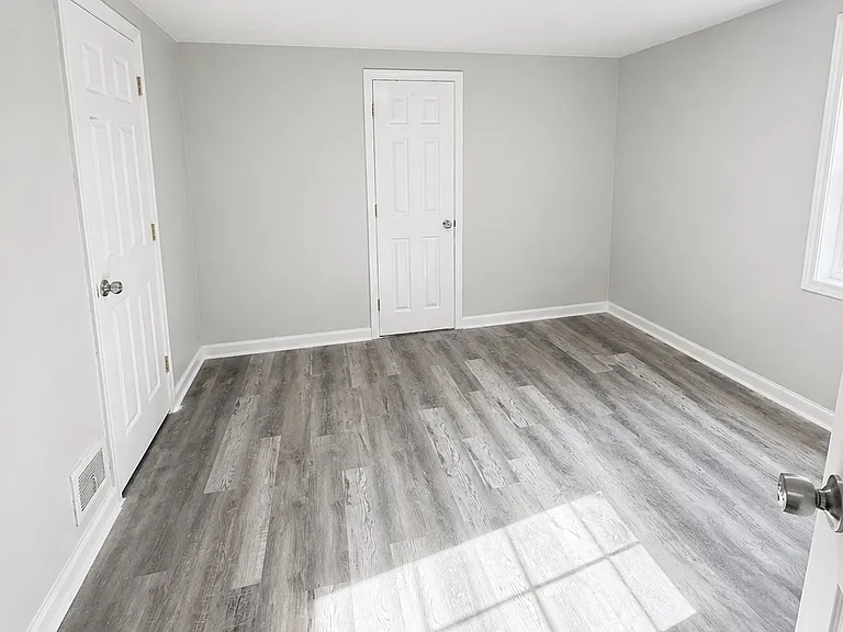 617 Evergreen Ave — Photo 9