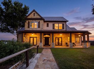 1095 Elm Pass Rd, Center Pt, TX 78010