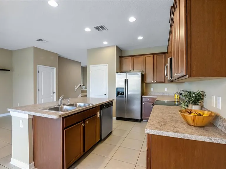 2752 River Landing Dr — Photo 6