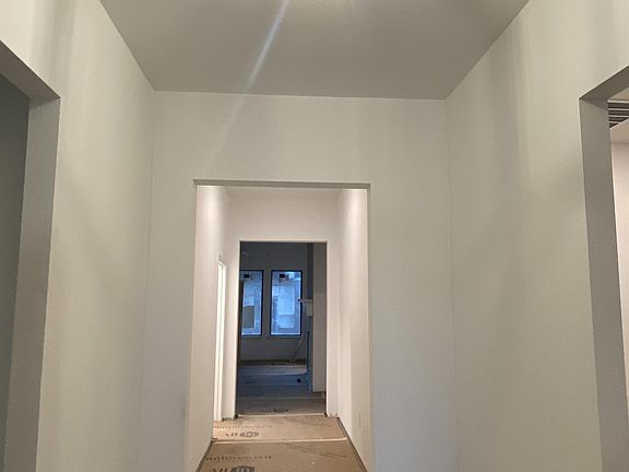 Quick Move In Home by Ashton Woods