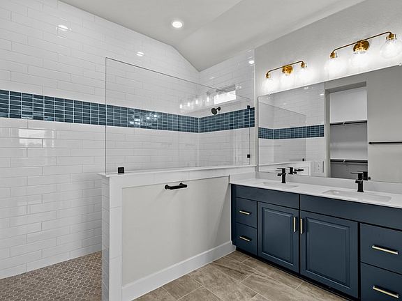 Owner s Bath