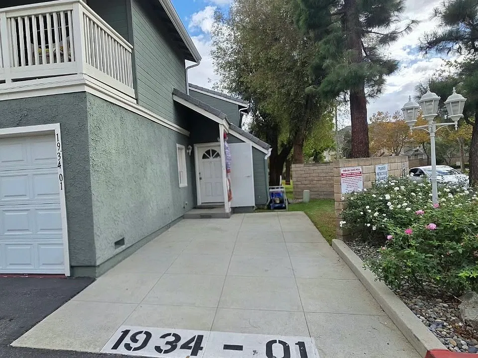 1934 Rory Ln #1