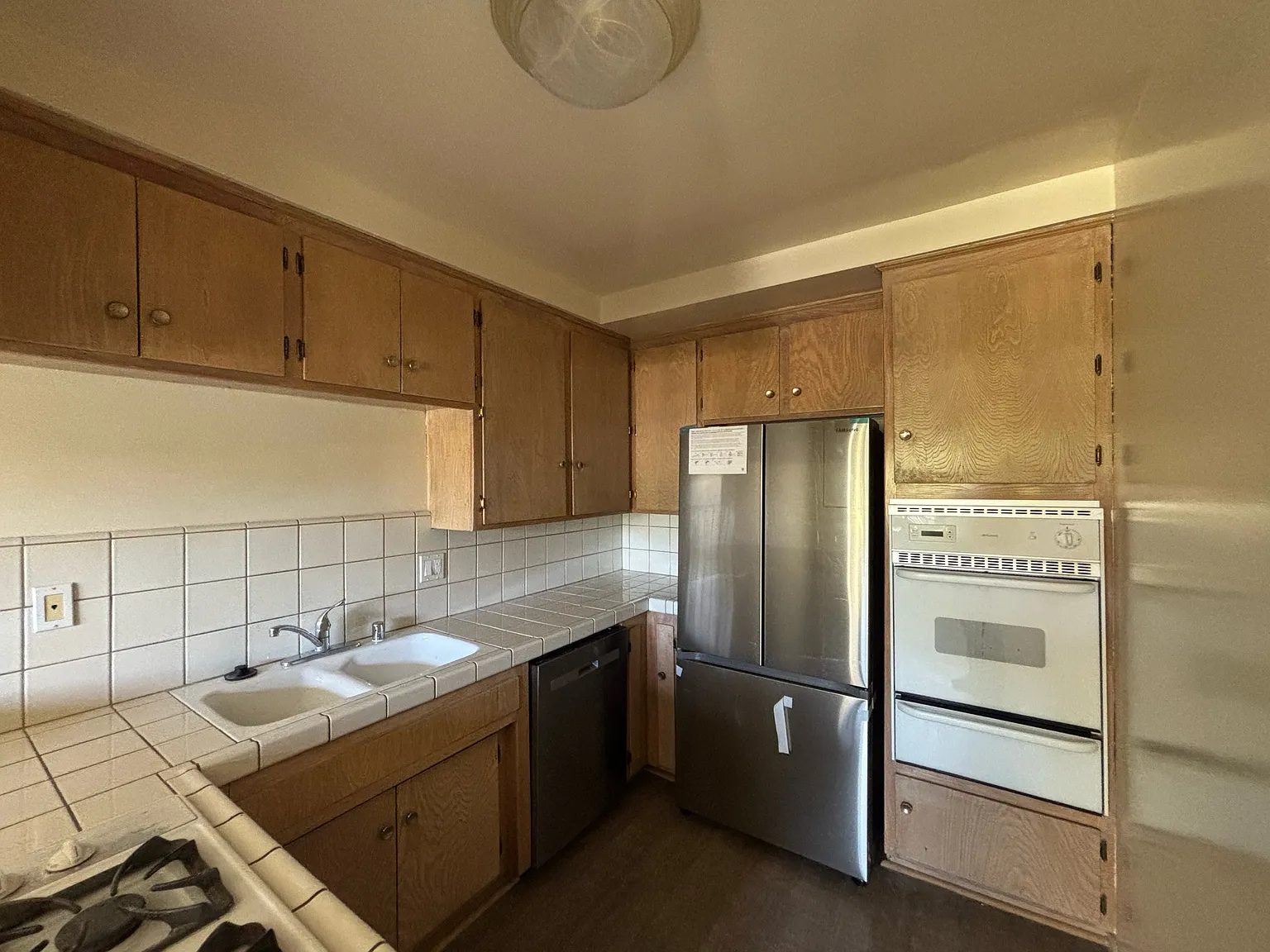 2 bed, 1036 sqft, $2,500 — Photo 4