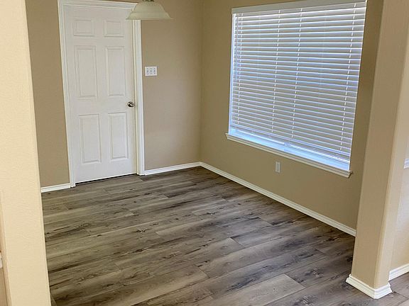 5th image of 6626 Morning Shadow Ln