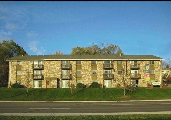 1st image of 922 N Benton Dr APT 202