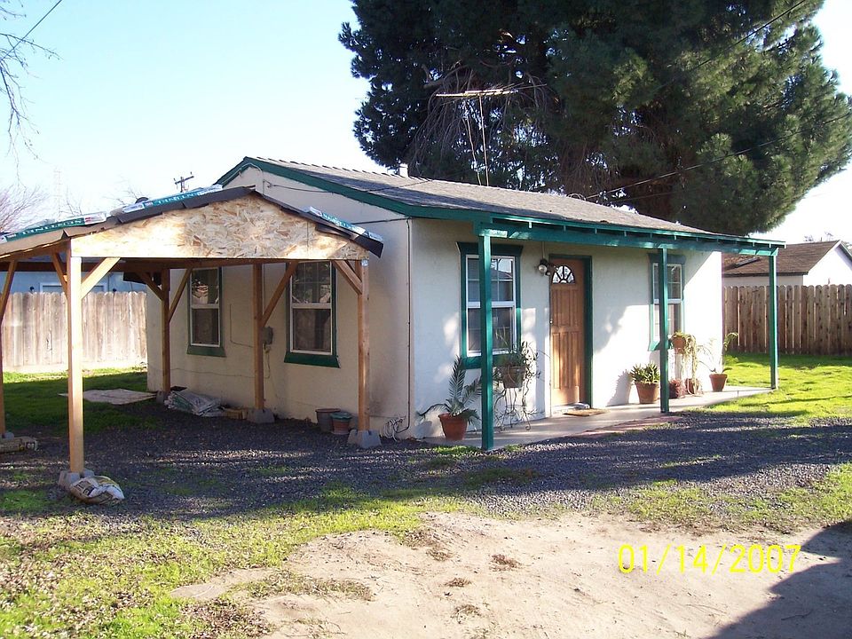 front view, new carport added