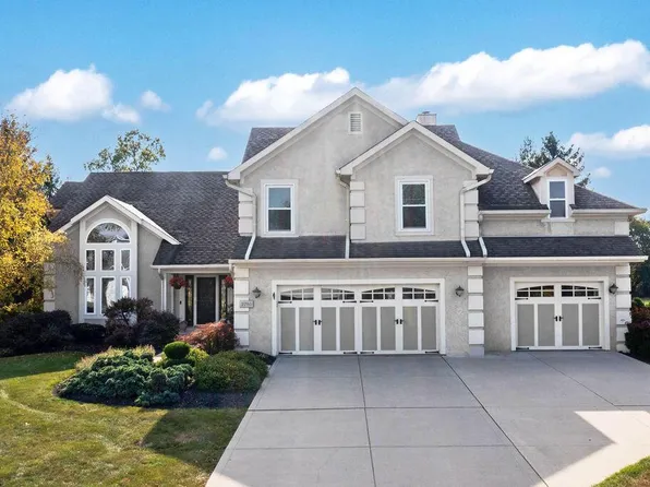 2750 Cannon Cir, Lewis Center, OH 43035