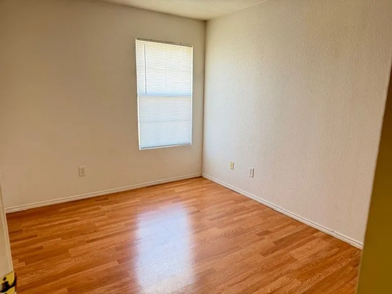 3803 Woodrow Dr — Photo 7