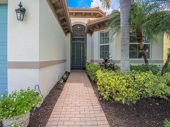 3rd image of 11258 SW Kingslake Circle
