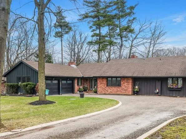 51 Park Rd S, Grimsby, ON L3M 4E7