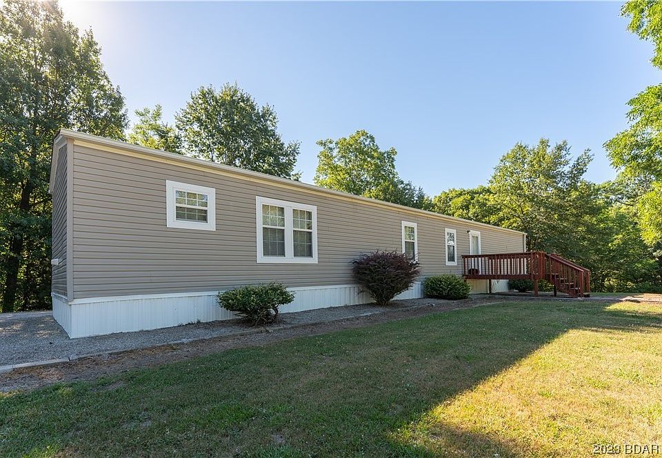 2nd image of 27532 Pumpkin Ave