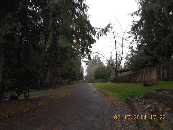 3rd image of 13203 12th St SE
