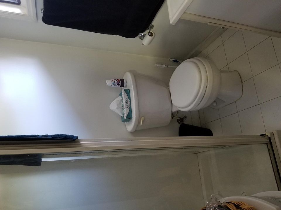 2nd image of 147 Park Ave #147