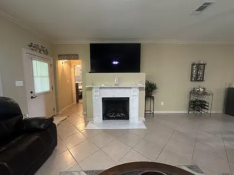 6342 Surrey Ln — Photo 4