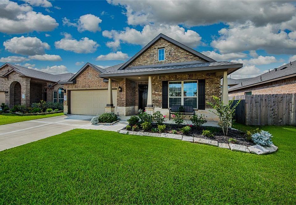 1st image of 28815 Denham Way Ct