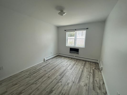 3rd image of 21-01 41st St #1