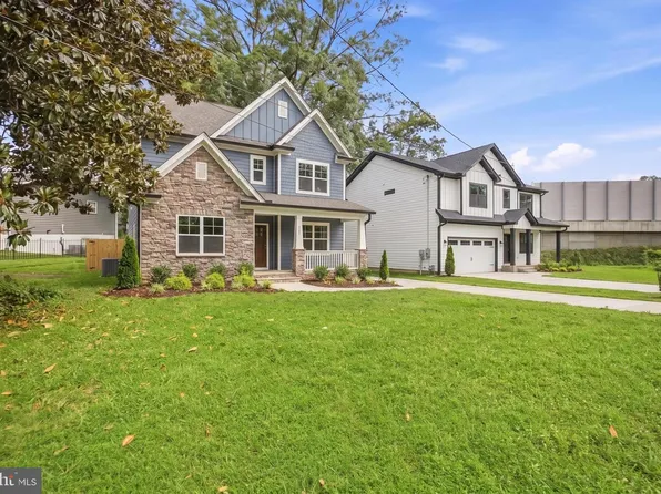 8419A Wesleyan St, Vienna, VA 22180