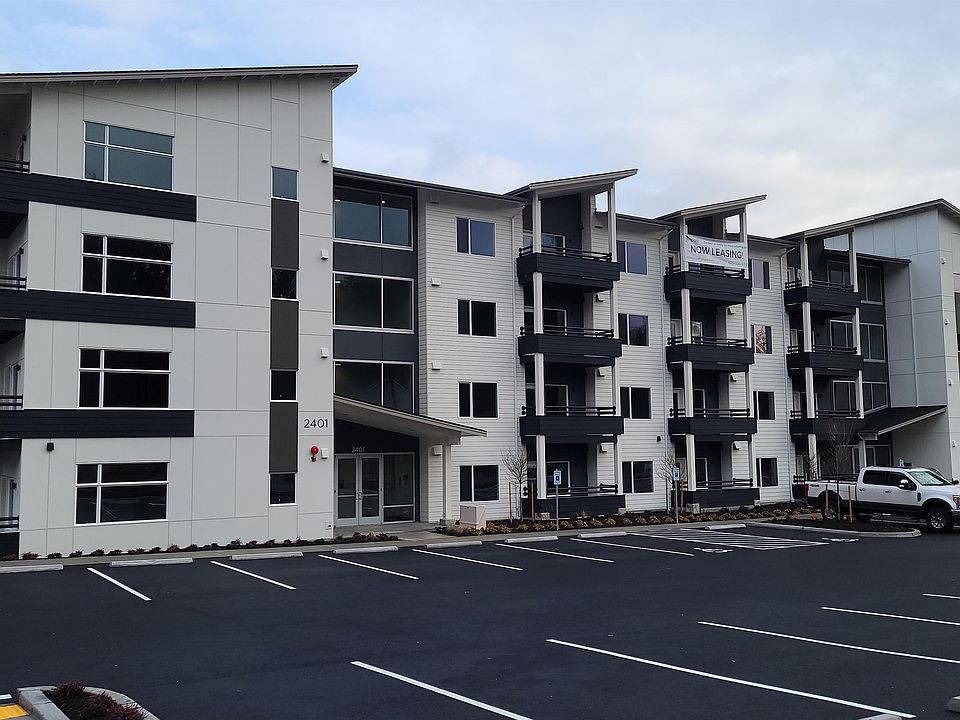 1st image of 2401 Lake Dr Unit 207-1