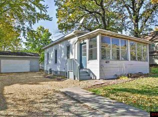 407 3rd St N, Waseca, MN 56093