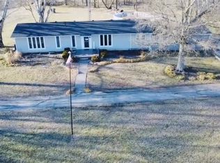 22554 Robertson Rd, Lacygne, KS 66040