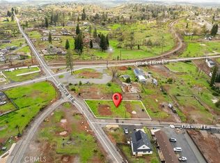 596 Oakwood Ln #20, Paradise, CA 95969