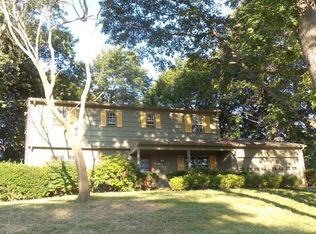 705 N Greenbrier Dr, Orange, CT 06477