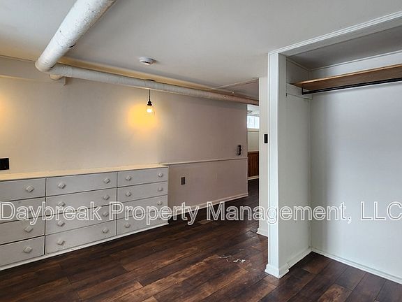 3rd image of 1121 2nd Ave S #5