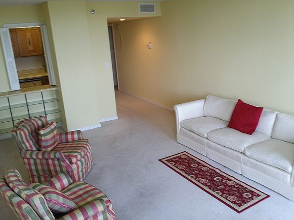 4th image of 400 E Colonial Dr APT 1401
