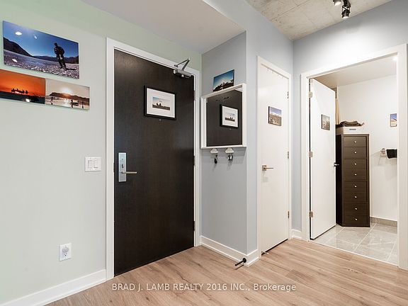 2nd image of 55 Ontario St #607