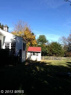 2nd image of 1227 Dulaney Valley Rd