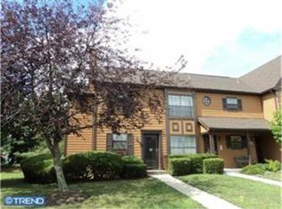 15 Adele Ct, Lawrenceville, NJ 08648