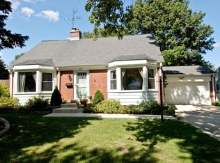 206 W Hickory Rd, Lombard, IL 60148