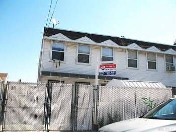 1st image of 3145 103rd St