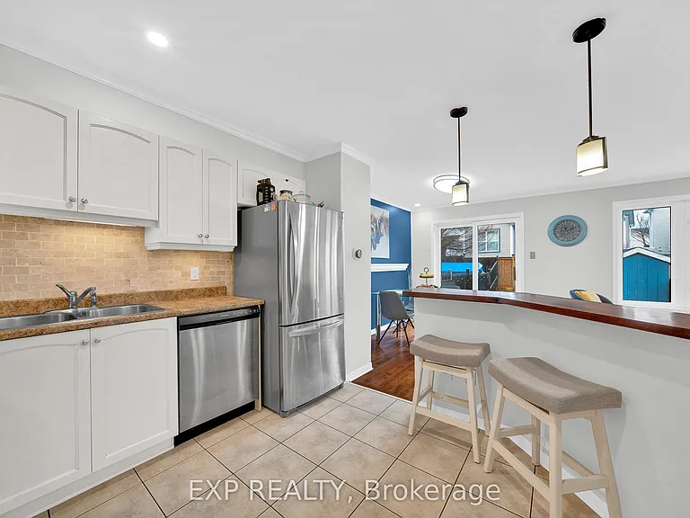 436 Claridge Dr — Photo 10
