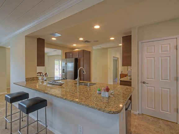 808 E Lawrence Road Phoenix AZ-large-009