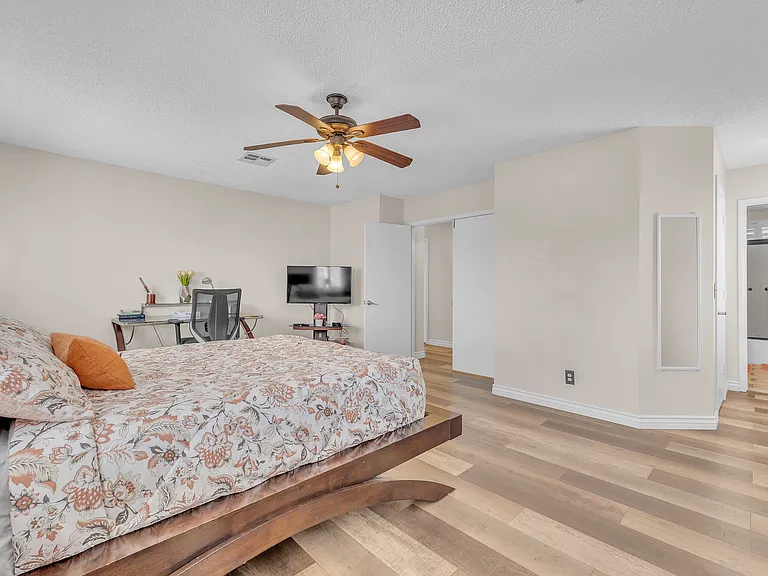 985 Flapjack Dr — Photo 21