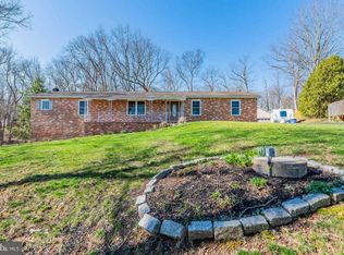 3 Sunset Dr, Mechanicsburg, PA 17050
