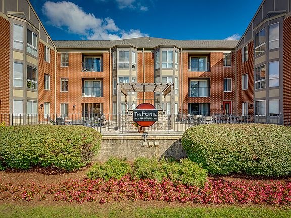 3rd image of 307 E Lasalle Ave APT 307L