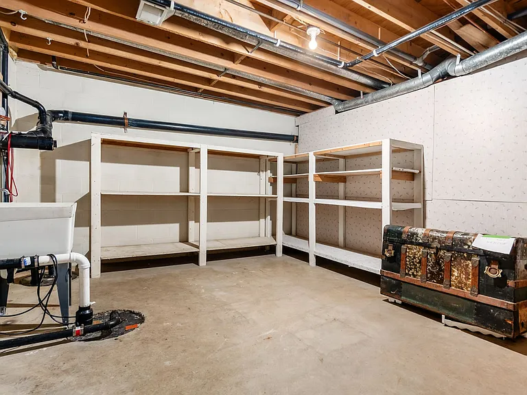 100 E Dublin Granville Rd #1 — Photo 26