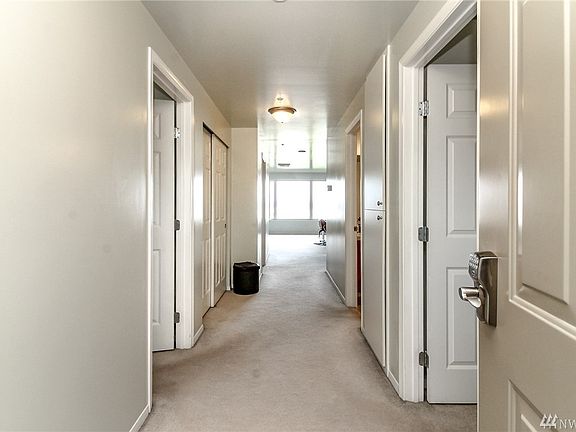 4th image of 3201 Pacific Ave Unit 607