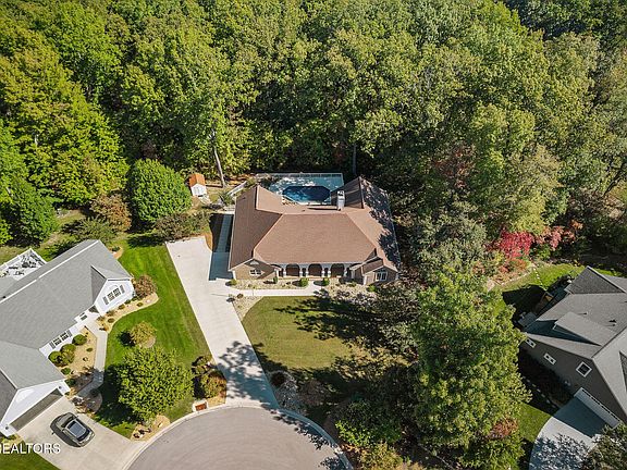 2nd image of 64 Cedar Ridge Ct