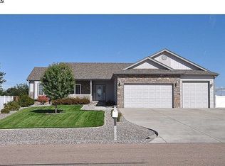 1340 Park Ridge Dr, Severance, CO 80615