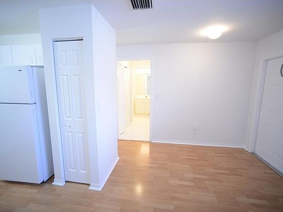 4th image of 17137 NW 23rd St