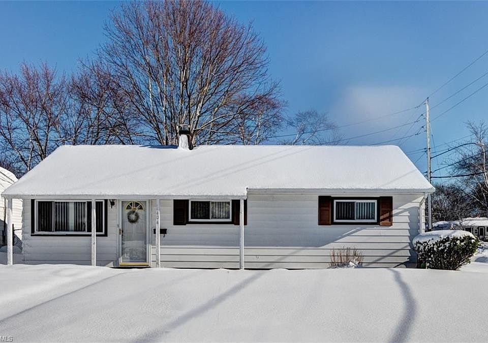 1st image of 404 Chestnut Dr
